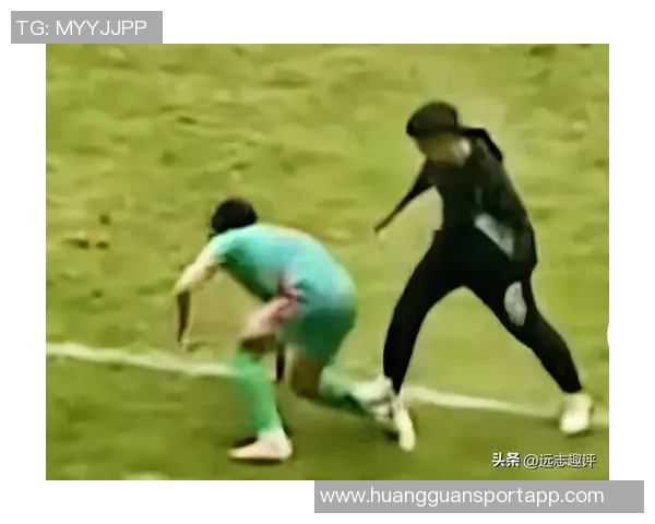 山西崇德荣海主场遭中足联通报批评因个别观众投掷鼓槌事件