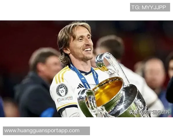 苏西奇谈与莫德里奇的竞争与学习经历在米兰城的成长之路