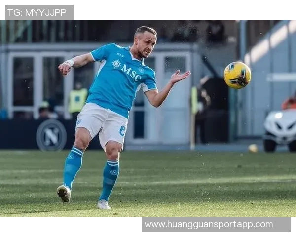 科内右脚踝扭伤无大碍本周末罗马对那不勒斯有望复出 科内右脚踝扭伤无大碍本周末罗马对那不勒斯有望复出