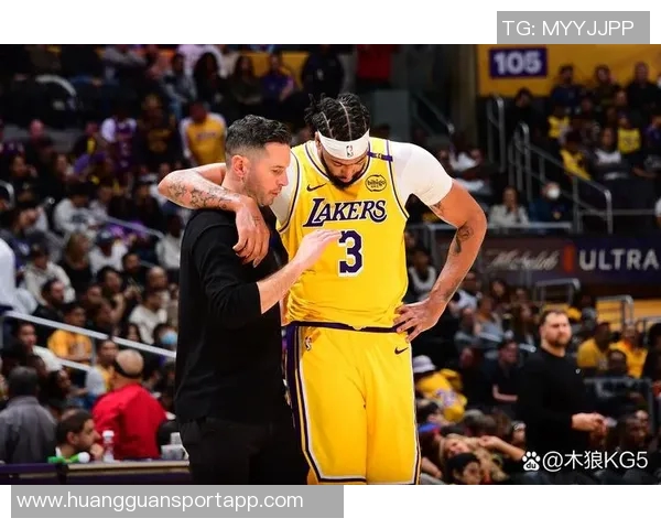 詹姆斯追平浓眉成湖人队史双双榜第十位续写传奇篇章